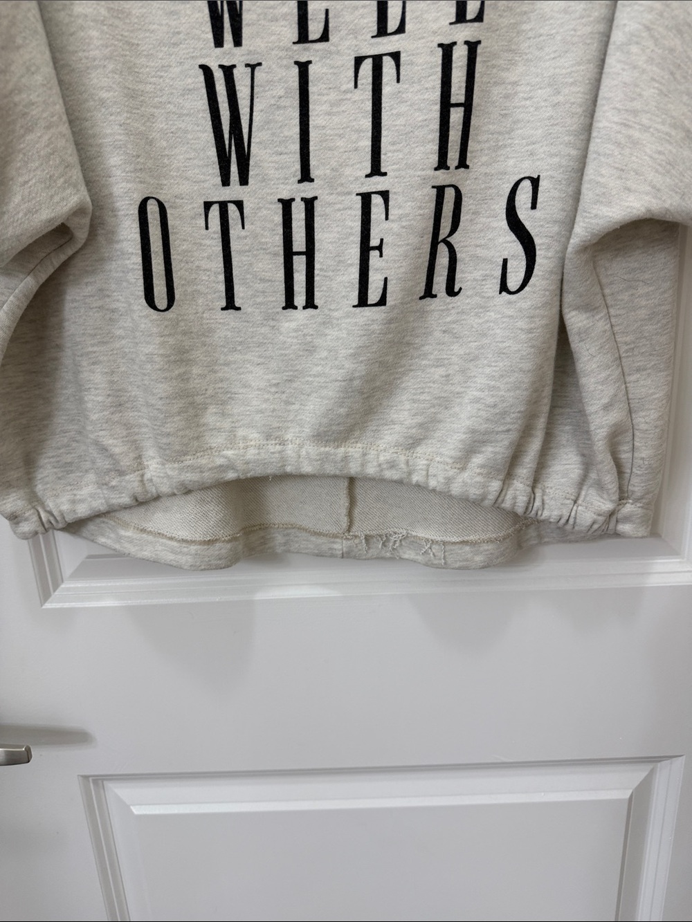 Ces Femme Cream Graphic Pullover "DRINKS WELL WITH OTHERS" - Picture 4 of 6